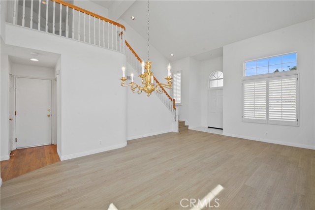 25951 Majorca Way, Mission Viejo CA: https://media.crmls.org/medias/2ab0efc4-c825-4d04-a7ee-a43994e01782.jpg