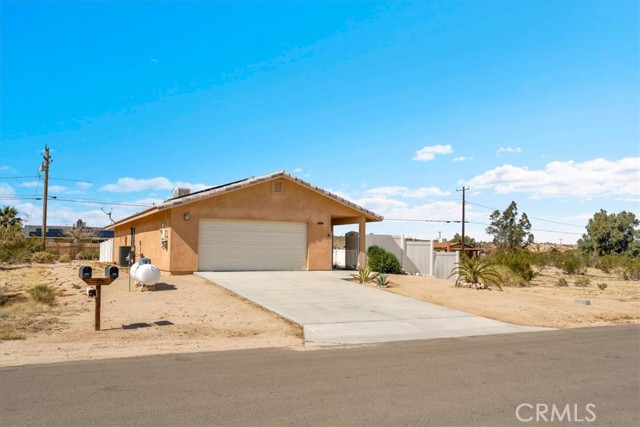 Detail Gallery Image 2 of 40 For 6752 Manzanita Ave, Twentynine Palms,  CA 92277 - 3 Beds | 2 Baths