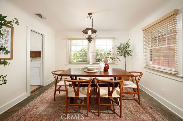 Detail Gallery Image 17 of 33 For 2057 Oakwood St, Pasadena,  CA 91104 - 2 Beds | 1 Baths