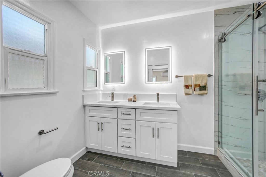 MLS #WS25103235 image #10