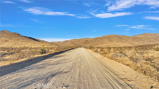 Detail Gallery Image 15 of 15 For 0 Stoddard Wells Rd, Apple Valley,  CA 92307 - – Beds | – Baths