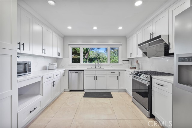 1701 Virginia, San Marino CA: https://media.crmls.org/medias/2ab39e95-69b3-4495-8cb1-3796e52f0da8.jpg