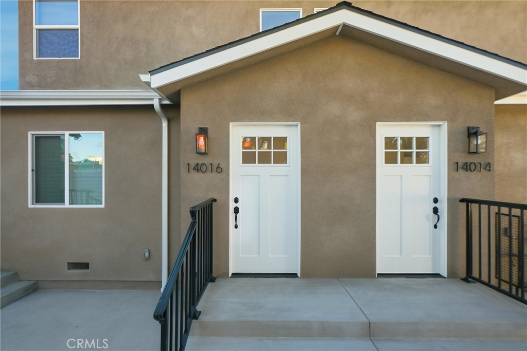 14016 Hubbard Street