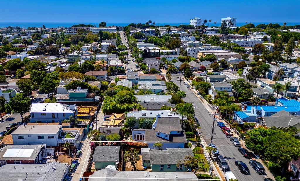 Detail Gallery Image 25 of 62 For 664 Marine St, Santa Monica,  CA 90405 - 2 Beds | 2 Baths