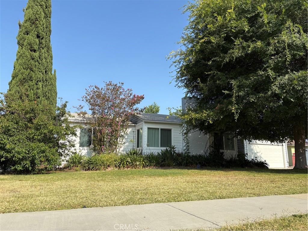 MLS #OC25163199 img 5