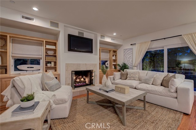 Detail Gallery Image 10 of 70 For 2603 Ralston Ln, Redondo Beach,  CA 90278 - 4 Beds | 4 Baths