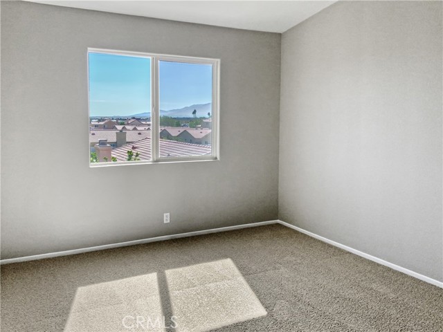 Detail Gallery Image 13 of 27 For 12787 Appian Ave, Victorville,  CA 92395 - 4 Beds | 2/1 Baths