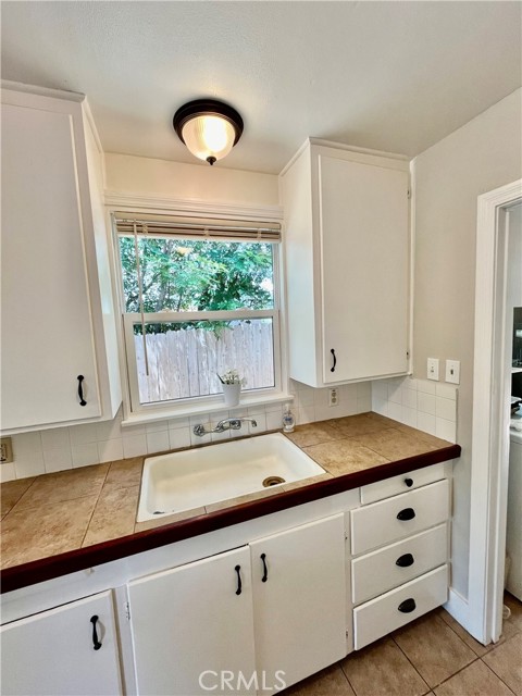 1835 Washington Avenue, Oroville CA: https://media.crmls.org/medias/2ab5cac8-7cf3-4281-8987-48e1457a0e27.jpg