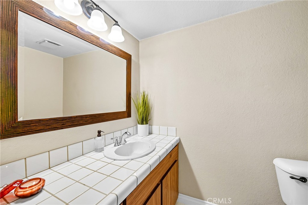 2ab5f8e2 285d 4f3f 9c5a D301aaad8084