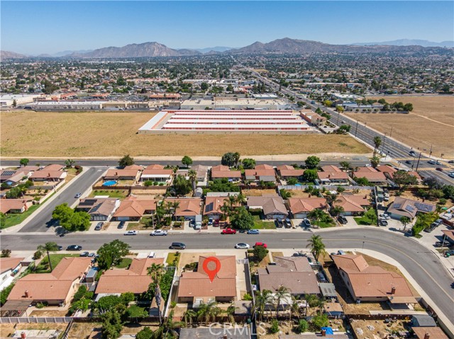 24931 Heil Drive, Moreno Valley CA: https://media.crmls.org/medias/2ab6d579-9472-409e-b1f3-4b54b6a2fcc7.jpg