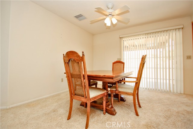 5601 Grand Avenue, Yucca Valley CA: https://media.crmls.org/medias/2ab71fbb-4987-44fc-a090-46f24b49b106.jpg