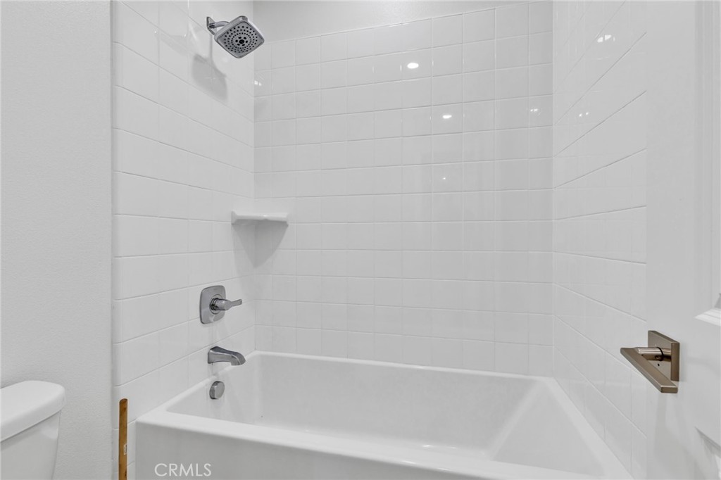 MLS #OC25139999 image #21