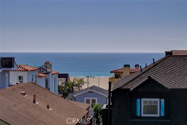 2318 Manhattan Avenue, Hermosa Beach, California 90254, 2 Bedrooms Bedrooms, ,2 BathroomsBathrooms,Residential,Sold,Manhattan,SB21195212