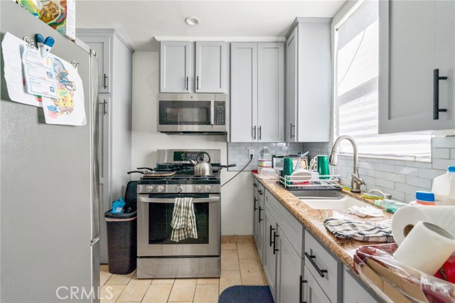 5841 Tujunga Avenue, North Hollywood CA: https://media.crmls.org/medias/2ab98736-12e6-426a-90d7-efa7353dbacd.jpg