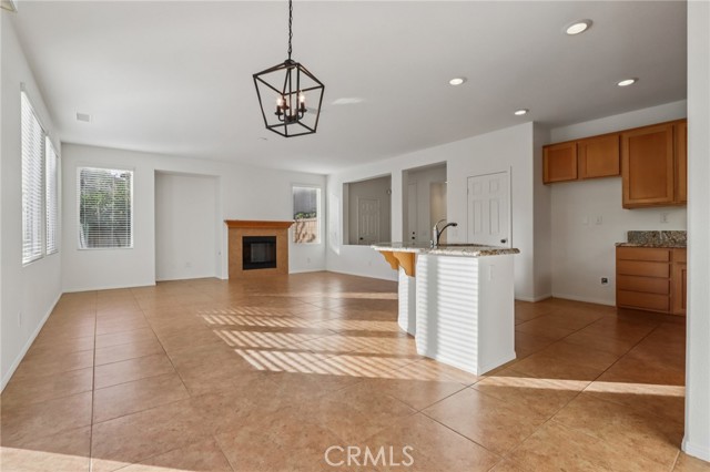 Detail Gallery Image 12 of 47 For 33720 Mistflower Ct, Lake Elsinore,  CA 92532 - 3 Beds | 2/1 Baths