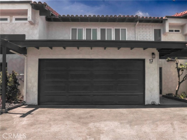 835 Amigos Way, Newport Beach CA: https://media.crmls.org/medias/2abc66c2-1e66-4f31-88ab-380407006121.jpg