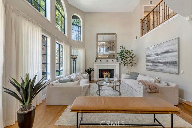 Detail Gallery Image 5 of 58 For 6095 Greenbrier Dr, Huntington Beach,  CA 92648 - 3 Beds | 2/1 Baths