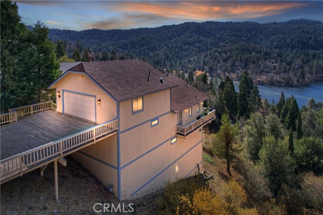 Detail Gallery Image 4 of 74 For 404 Darfo Dr, Crestline,  CA 92325 - 5 Beds | 4 Baths