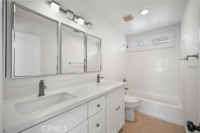 Detail Gallery Image 26 of 42 For 28907 Mirada Circulo, Valencia,  CA 91354 - 3 Beds | 3 Baths