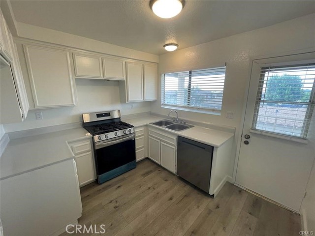 Detail Gallery Image 2 of 8 For 7454 Napa Ct, Rancho Cucamonga,  CA 91730 - 2 Beds | 2 Baths