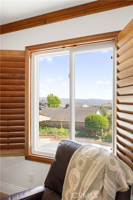 21035 Timber Ridge Road, Yorba Linda CA: https://media.crmls.org/medias/2abf0863-1f82-42aa-9669-ea355b1ad879.jpg