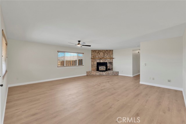 Detail Gallery Image 8 of 43 For 14499 Mirada Pl, Apple Valley,  CA 92307 - 4 Beds | 2 Baths