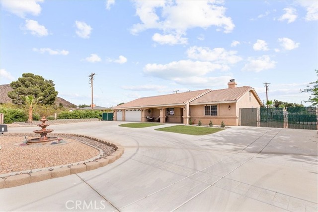 19287 Allegheny Road, Apple Valley CA: https://media.crmls.org/medias/2ac0d5f1-bb12-4339-b542-ce605170b226.jpg
