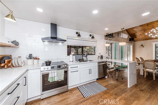 Detail Gallery Image 17 of 53 For 37751 Foxfield Rd, Angelus Oaks,  CA 92305 - 2 Beds | 2 Baths