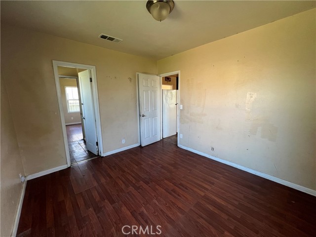 Detail Gallery Image 8 of 23 For 3326 W Henson, Riverdale,  CA 93656 - 2 Beds | 1 Baths