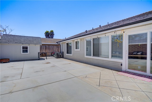 2130 Calle Mirasol, Santa Maria CA: https://media.crmls.org/medias/2ac262ee-208d-4e53-bf0a-4e0d5419d34c.jpg