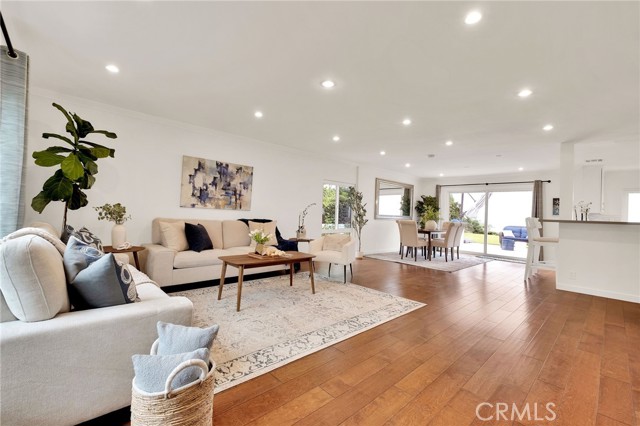 Detail Gallery Image 3 of 62 For 28631 Shire Oaks, Rancho Palos Verdes,  CA 90275 - 5 Beds | 3/1 Baths