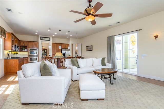 Detail Gallery Image 29 of 65 For 941 Vista Cerro Dr, Paso Robles,  CA 93446 - 4 Beds | 2/1 Baths