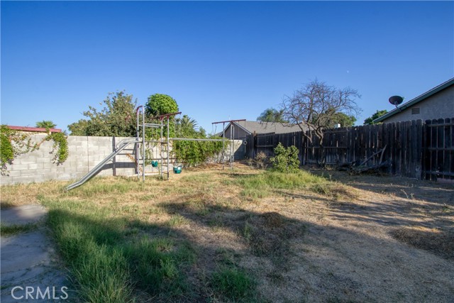 Detail Gallery Image 34 of 50 For 2555 W Atchison St, San Bernardino,  CA 92410 - 4 Beds | 2 Baths