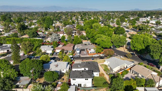 7719 Nestle Avenue, Reseda CA: https://media.crmls.org/medias/2ac3d221-5fe7-46bf-80e5-abb00283f864.jpg