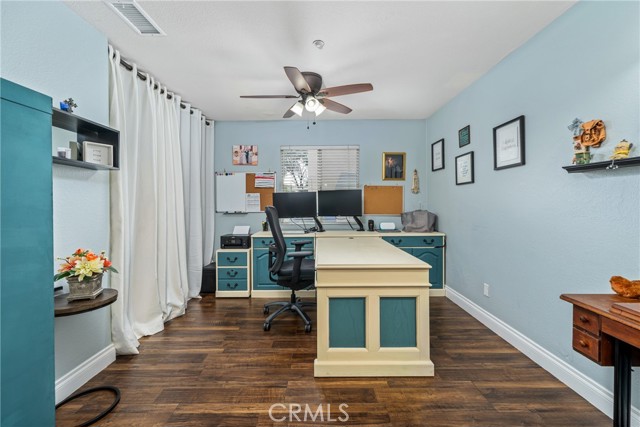 Detail Gallery Image 19 of 54 For 15532 Skylark Ave, Fontana,  CA 92336 - 4 Beds | 2/1 Baths