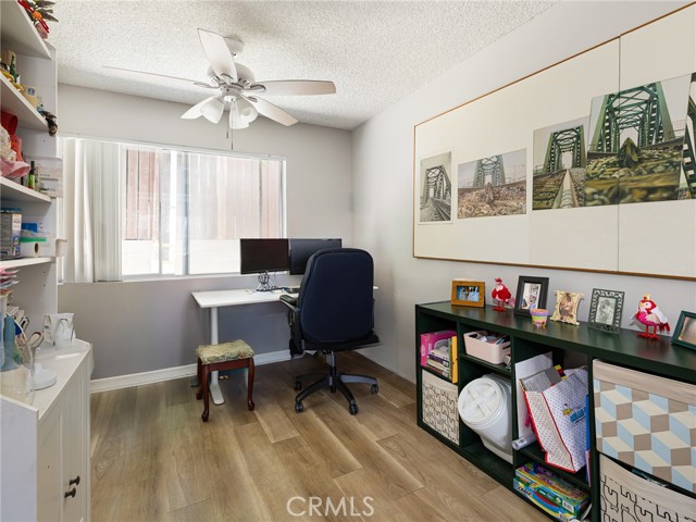 Image 11 of 15 For 26025 Narbonne Avenue