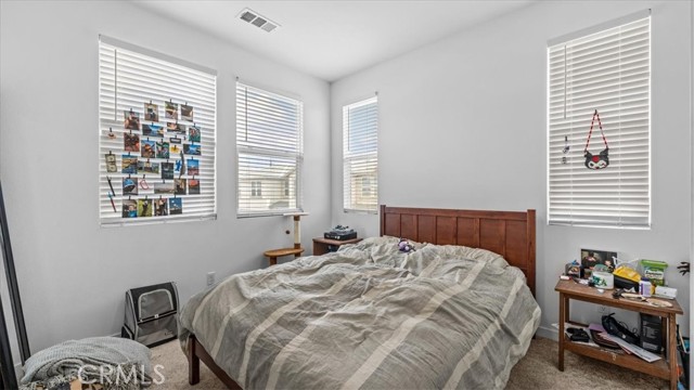 1368 Anise Way, Upland CA: https://media.crmls.org/medias/2ac56b47-7e40-4b54-9978-2a930331db79.jpg