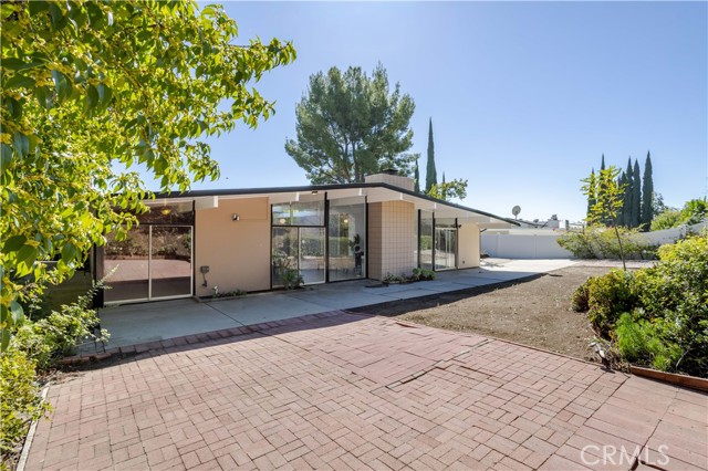 Detail Gallery Image 37 of 44 For 12719 Jimeno Ave, Granada Hills,  CA 91344 - 4 Beds | 2 Baths