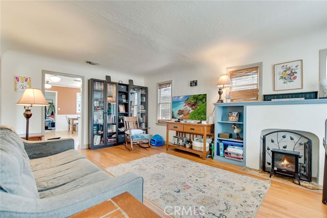 Image 1 of 26 For 238 Wabash Avenue