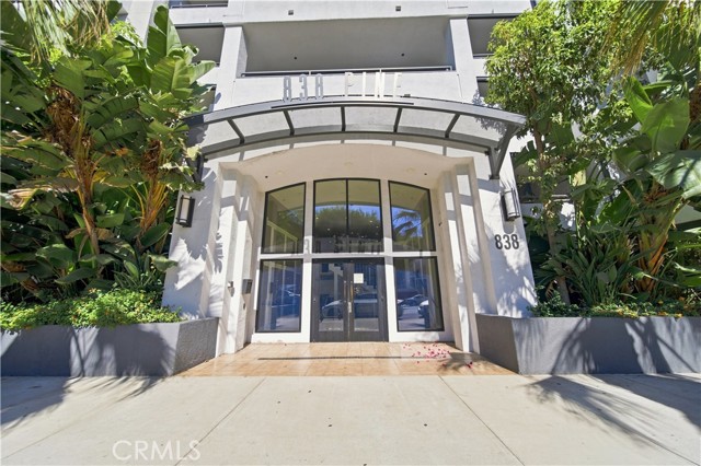 838 Pine, 515