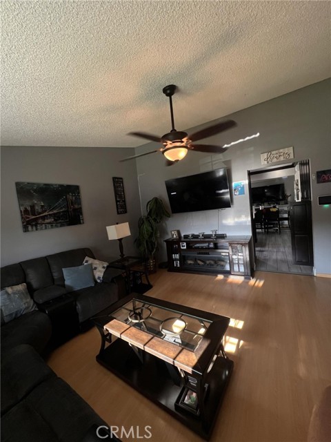 Detail Gallery Image 30 of 48 For 591 N Smoke Tree, Rialto,  CA 92376 - 3 Beds | 2 Baths