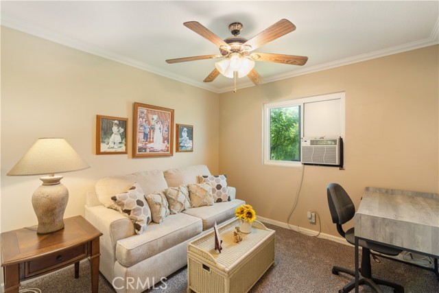 5132 New York Avenue, Cypress CA: https://media.crmls.org/medias/2acaf975-19ff-4da0-b719-b71b7b38882a.jpg