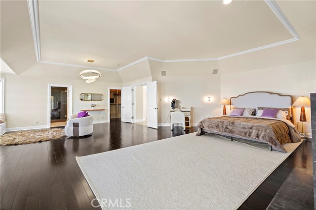 13320 Mulholland Drive, Beverly Hills CA: https://media.crmls.org/medias/2acb26b0-9ccf-43e1-b69e-9f2f578622d3.jpg