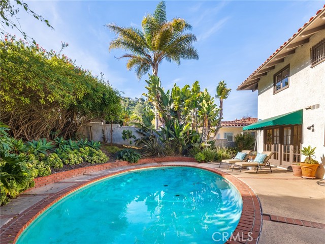 2512 Via Pinale, Palos Verdes Estates, California 90274, 3 Bedrooms Bedrooms, ,2 BathroomsBathrooms,Residential,For Sale,Via Pinale,PV24245055