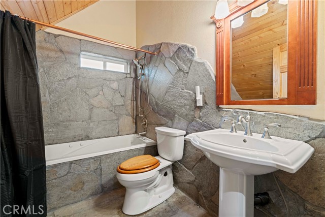 Detail Gallery Image 52 of 75 For 39900 Forest Road, Big Bear Lake,  CA 92315 - 3 Beds | 2 Baths