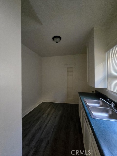 Detail Gallery Image 19 of 22 For 551 W 10th St #3,  Long Beach,  CA 90813 - 0 Beds | 1 Baths
