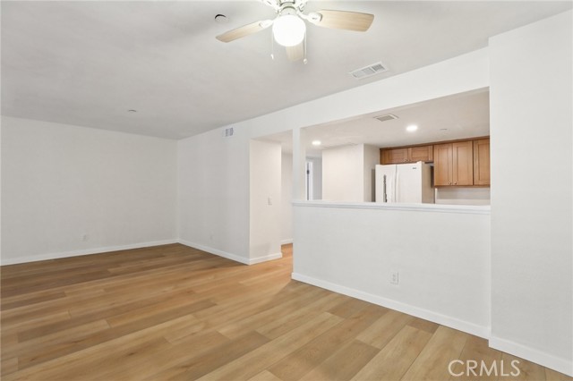 Detail Gallery Image 3 of 32 For 300 E Chestnut #H-202,  Santa Ana,  CA 92701 - 2 Beds | 2 Baths