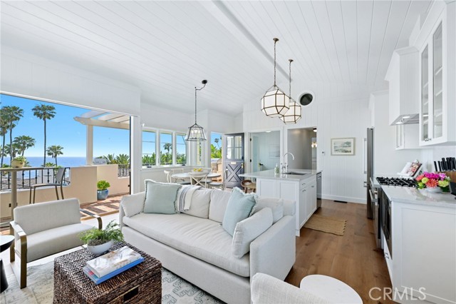 Front Image Thumbnail for CRLG26153725