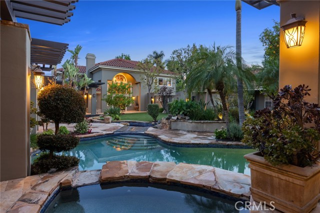 451 W Le Roy Avenue, Arcadia CA: https://media.crmls.org/medias/2ace6067-146b-4eb0-8385-4783fb572482.jpg
