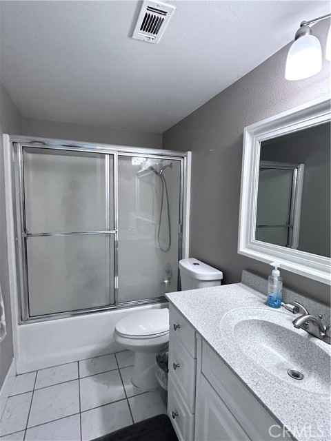 11824 Honey Hollow, Moreno Valley CA: https://media.crmls.org/medias/2ace814e-d76b-4f4a-8deb-0874d496bb95.jpg